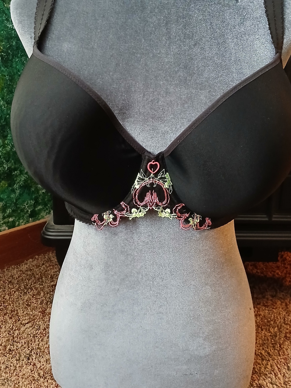 Freya Black Underwire Bra with Floral Embroidery